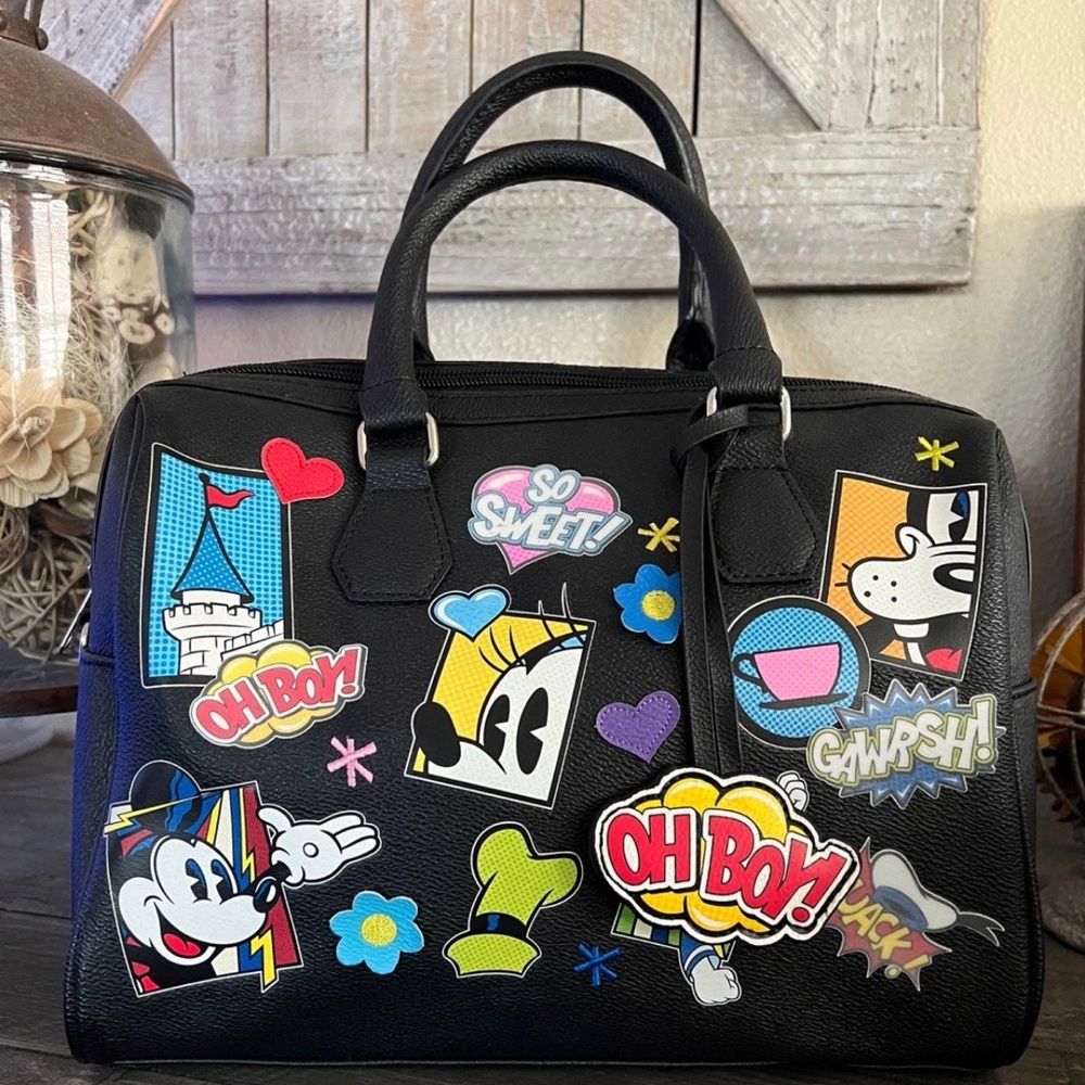 Disney Duffle Bag - Picture 3 of 9